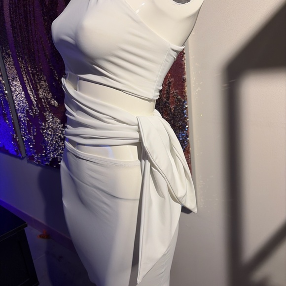 Just Bee Queen White Cut-Out One-Shoulder Dress Size S Designer Resort Wear - Picture 3 of 6